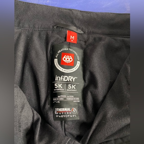 Women's 686 Standard Snow Pants - Picture 5 of 9